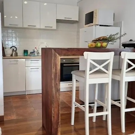 With Parking Space Pjescana Uvala, Pula - 27435 Daire *